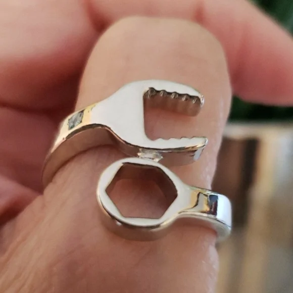 French wrench Ring mens - Picture 3 of 7